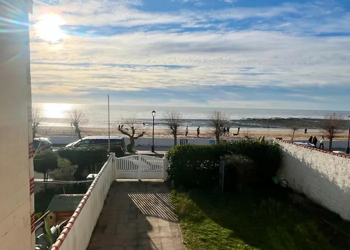 Maison Face A - Vue Sur La - Parking Gratuit Guest house 4*