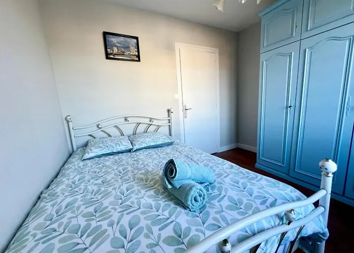 Guest house Maison Face A - Vue Sur La - Parking Gratuit 4*