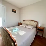Maison Face A - Vue Sur La - Parking Gratuit 招待所