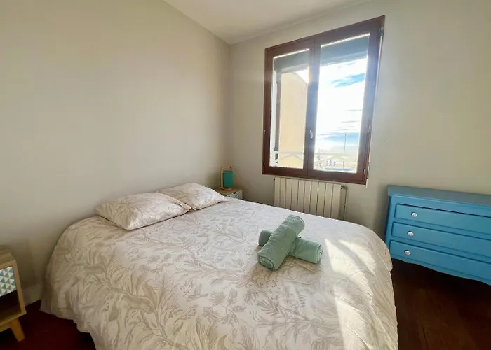 Maison Face A - Vue Sur La - Parking Gratuit Pensión 4*