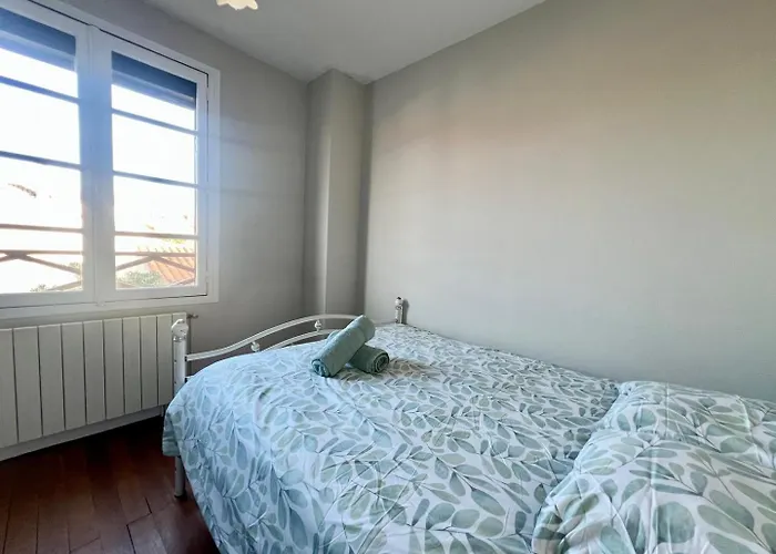 Maison Face A - Vue Sur La - Parking Gratuit Pensión 4*