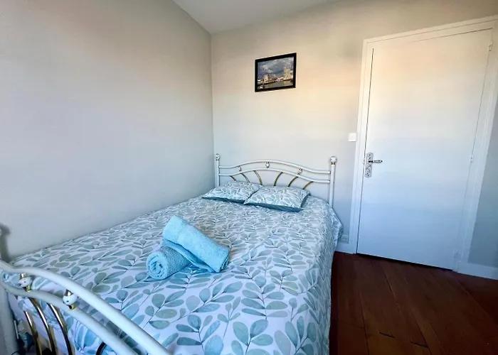 Maison Face A - Vue Sur La - Parking Gratuit Pensión 4*